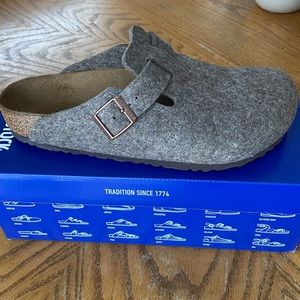 Brand New. Boston felt Birkenstocks